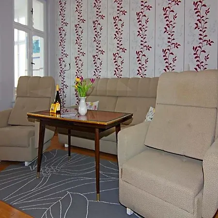 See-eck Im Zentrum Von Ahlbeck Hotel 4*
